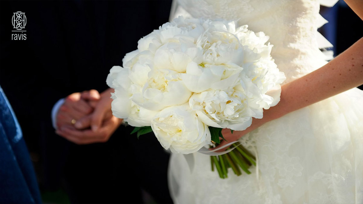 دسته گل عروس| دسته گل| آرایشگاه زنانه| انتخاب دست گل عروس